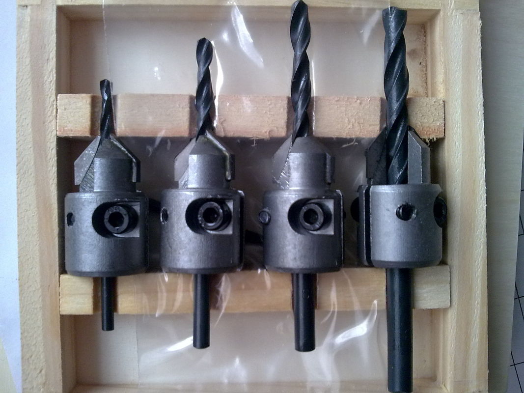 TC-004V 수공구 부속 4PCS TCT 탄화물은 목제 훈련을 위한 구멍 파는 송곳 드릴용 날을 기울였습니다